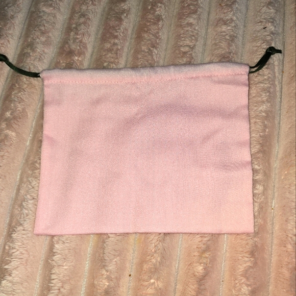 Kate Spade Dustbag 8' x 10' - Picture 2 of 3